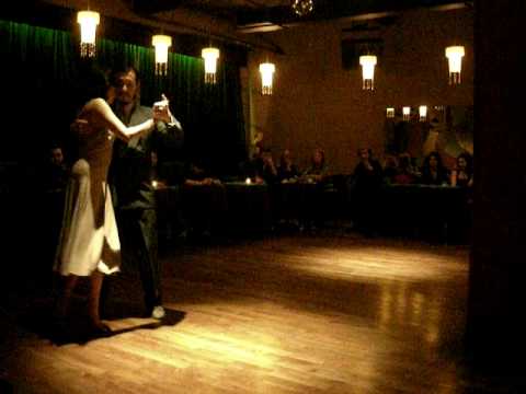  Alejandro Hermida  and  Nayla Vacca  are  dancing  to  the  tango  "  Dice Un Refran  "