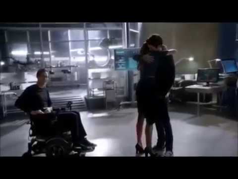 Barry & Caitlin-Hold On