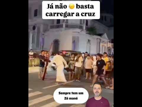 SEMPRE TEM UM ENGRAÇADINHO!!