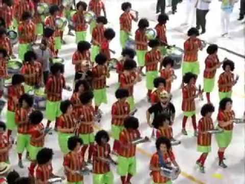 Unidos dos Morros bateria 2017 desfile