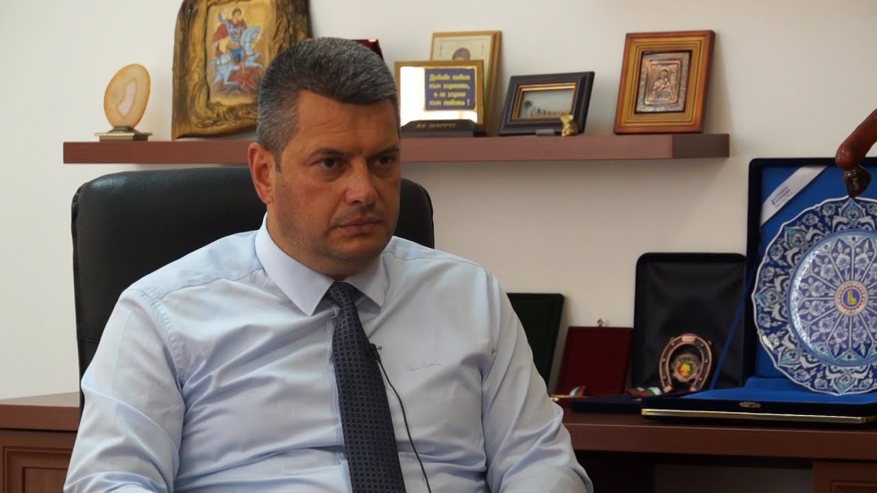 В "Питай кмета" отговаря градоначалникът на Неделино Боян Кехайов
