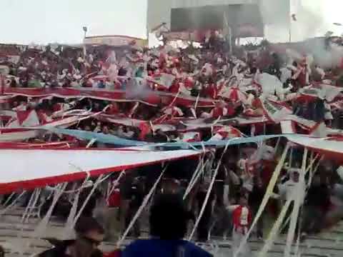 "LA BANDA DE LA QUEMA , SIEMPRE ALENTANDO" Barra: La Banda de la Quema • Club: Huracán • País: Argentina