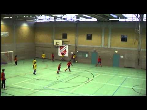 10e wedstrijd E.S.G. Essen - V.V. Eijsden Hallenturnier Eschweiler.wmv