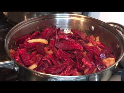 Traditional Ethiopian food series: BEETS & CARROT STEW
