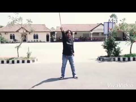 Preman mau ajak ribut Polisi, eh dia malah takut lihat Polisi Anjing, hingga lari terbirit-birit