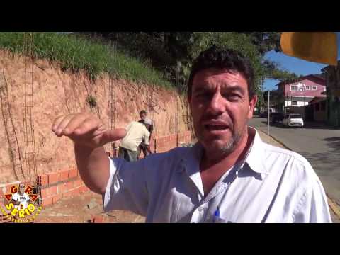 Diretor da Casa da Agricultura Zé da Sama mostra a construção do Camelódromo de Juquitiba