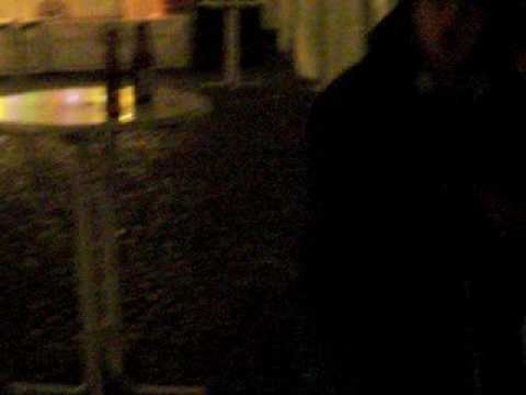 UND DER GAANZE BUS MUSS PIPI ! xD