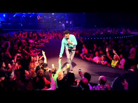 Shaggy - Angel - Natalia Concert Sportpaleis Antwerp Belgium 2008