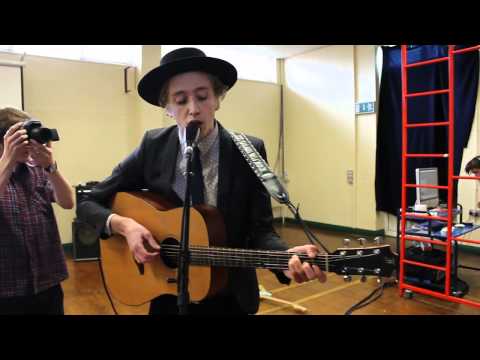 Jonas Alaska - In The Backseat (Live) HD