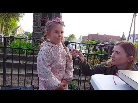 Gdy Pan Jezus był malutki - śpiewa Zosia