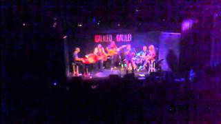 A medio camino. Antonio Vega. Homenaje Sala Galileo.