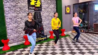 Girls Vs Boys | Giddha Vs Bhangra | Gabru by Ninja &amp; Gurlez Akhtar | F2F DANCE STUDIO | Punjabi song