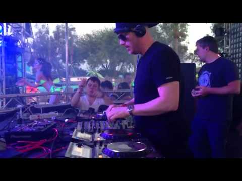 Eric Prydz "Everyday" Live @ Wet Electric Tempe, AZ DJ Booth Angle 4-27-13 Pryda