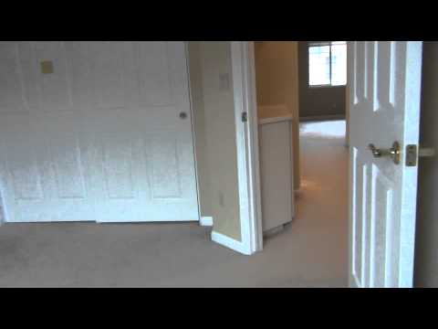 Amazing 2 bed 2.5 bath Townhome! property video