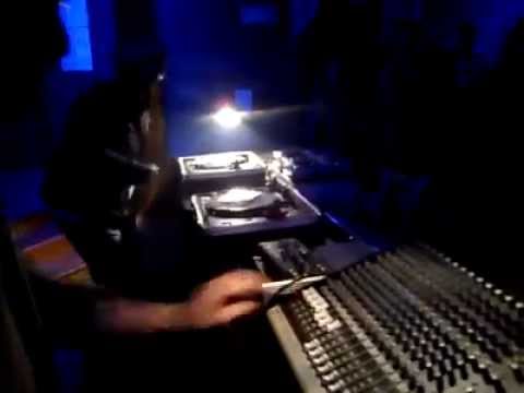 Roots Reality HI-FI plays WDD feat. Jules I Dubplate