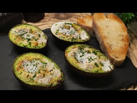 Recette rapide des avocats gratinés aux oeufs - avocado au gratin with eggs
