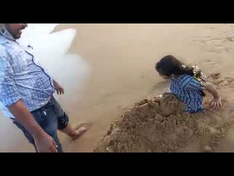 Fun time at the beach! 🤩 ⛱#beach #daddaughterlove