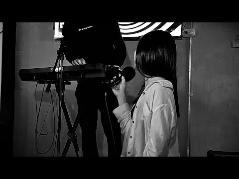 Subió El Maldito Dolar - Bucle Lunar (Video Lyrics) 