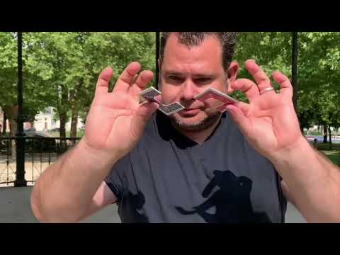 LINKCARD by Mickael Chatelain English Version