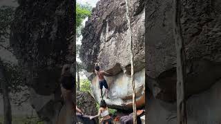 Video thumbnail of Bastardos Inglórios, V10. Cocalzinho de Goiás