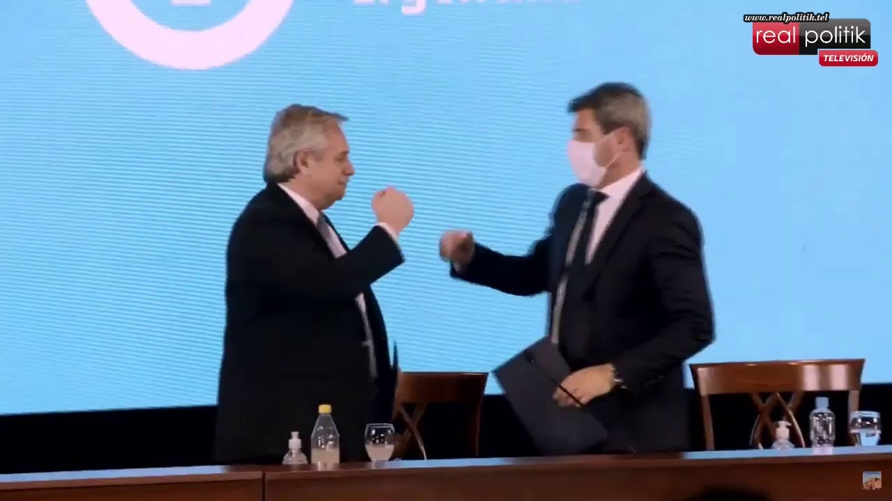 Alberto Fernández y Sergio Uñac brindan una conferencia de prensa por firma de convenios