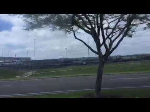 Rota T do ônibus de traslado do aeroporto de Brisbane para DFO/Skygate