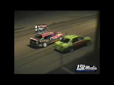 Outlaws Sedans: 2006/07 Australian Title - A-Main - Mackay Speedway - 08.04.2007