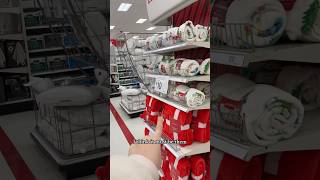 HUNTING FOR A $10 CHRISTMAS TARGET BLANKET