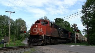 preview picture of video 'CN 8824 at Falding (02JUN2014)'