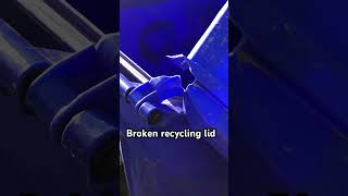 Broken blue lid #bin #garbage #blue #fyp #gogarbage