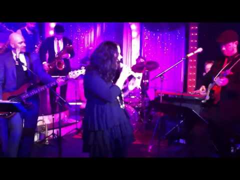 Kajsa Borg gästa soulband på Golden hits