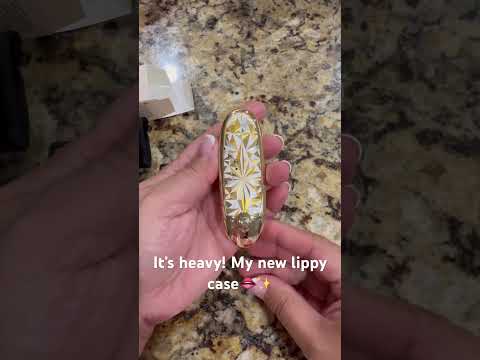 The Stellar Case and Rouge G lipstick #makeup #guerlain #beauty #lipstick