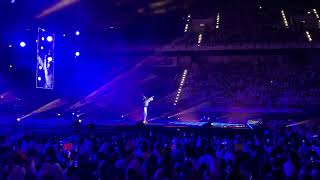 Download lagu [4K] Berdua Lebih Baik - Konsert Ada Apa Dengan Melly and Friends in Kuala Lumpur - Malam Graduasi mp3