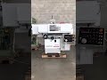 Riproduci video