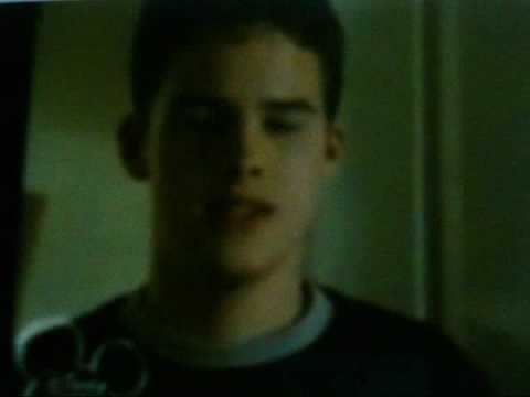 So weird/Fi: just a little girl