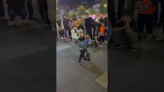 Download lagu Seeing the dancers being challenged #bengbeng #dance #funny #breaking mp3