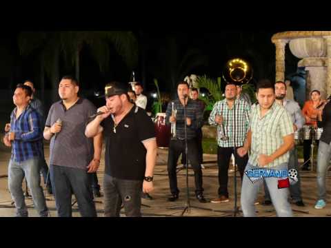 Los Chairez Ft. Lenin Ramirez Ft. Banda Cruz De Oro - El Rey Del Cannabis (En Vivo 2016)