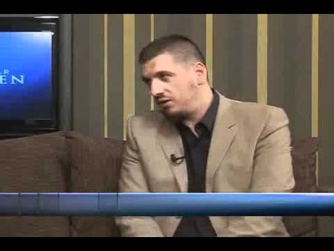 Pse në Kur`an kur Allahu flet për veten e Tij ka përdorur shprehjet 'Ne' apo 'Ai' ... - 78.4