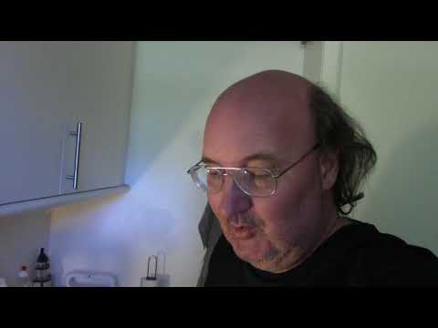 MongoTV_1327 - Mongo Madskole - Gamle Fasrsruller Med Ris og Dåse Tomatsovs