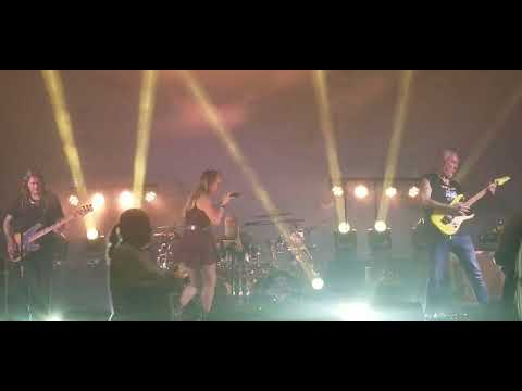 Driving Miss Crazy Lonely is the night