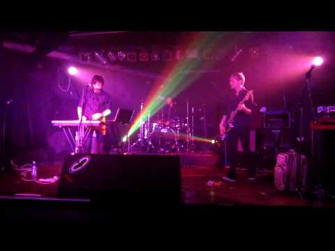 Hunz - Soon, Soon (live at Club 299, Brisbane, Sept 19 2009)