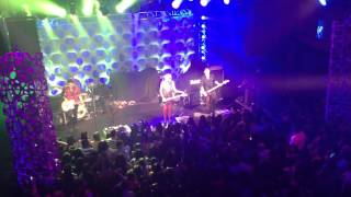 MTV VMA Darling Parade Ghost Live