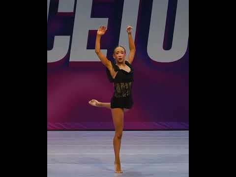 🖤Around In Circles: Paige Marchand 🖤