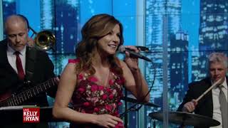 Martina Mcbride - Happy Holiday / It's The Holiday Season