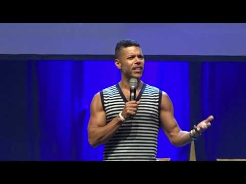 Wilson Cruz at the Closing of FedCon 2019