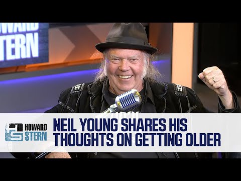 Neil Young Celebrated 77th Birthday With Joni Mitchell