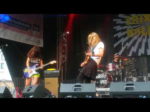 Shirley Holmes "Binichbinich" Live At Bochum Total 06.07.2019