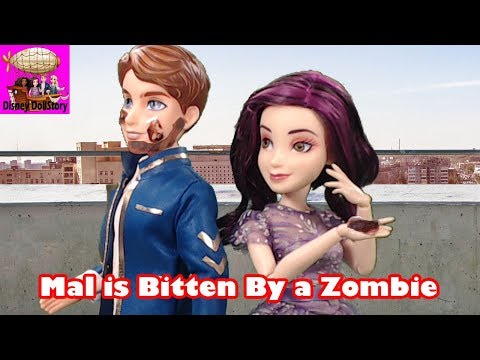Mal is Bitten By a Zombie - Part 5 - Zombie Outbreak Descendants Project MC2 Disney