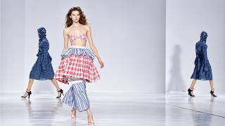  Jean Paul Gaultier Hadirkan Koleksi Ready-to-Wear SS27 di Paris Fashion Week