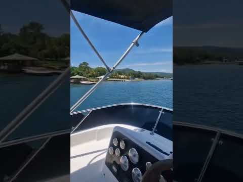 passeio de barco na praia de rifaina São Paulo